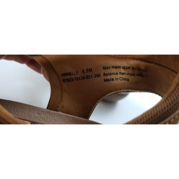 BARETRAPS Womens Brown Abrielle Open Toe Wedge Heeled Sandals Size 9.5 M EUC - Picture 13 of 13